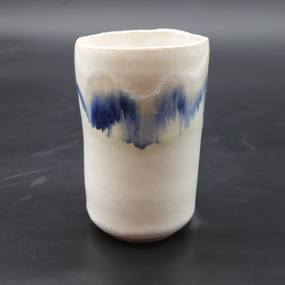 Becher weiß/bunt #1