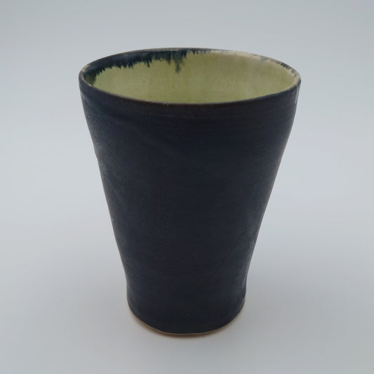 Becher schwarz/grün #2