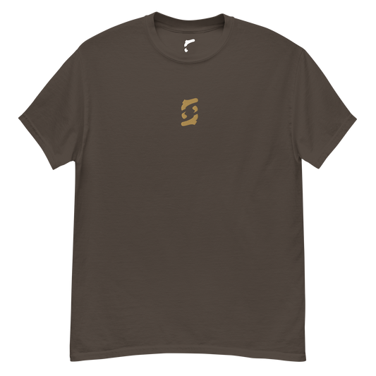 T-Shirt „Mirror Symbol“ von NPKF Studio in Dunkelbraun – gesticktes, braunes Emblem auf der Brust, inspiriert von stillen Formen.